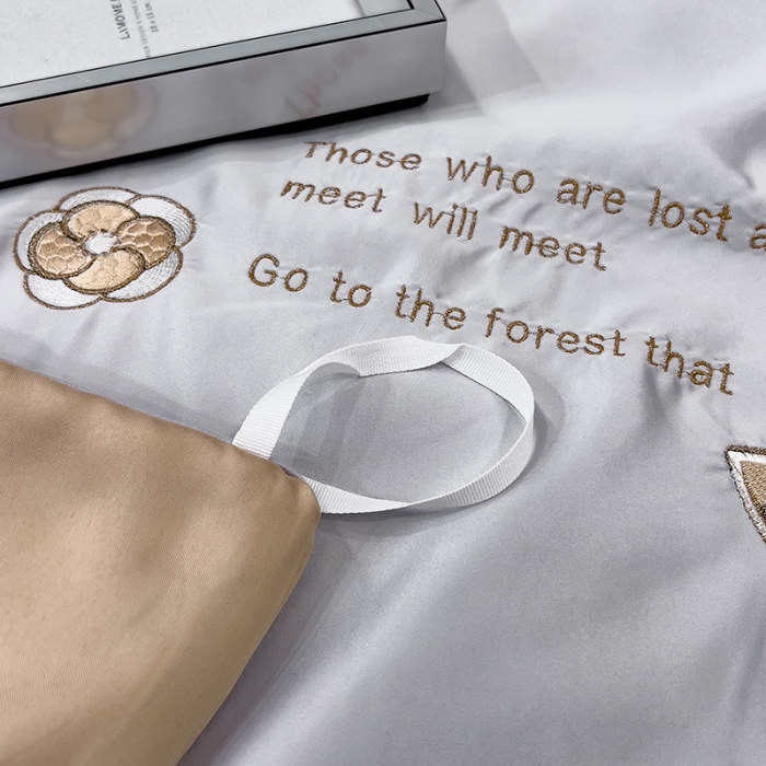 91家纺网 家纺一手货源 找家纺 绒世界 2024新款水洗真丝莱娅系列四件套 莱娅-山灰