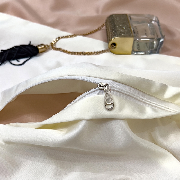 91家纺网 家纺一手货源 找家纺 绒世界 2024新款水洗真丝莱娅系列四件套 莱娅-香槟金