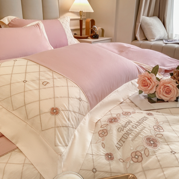 91家纺网 家纺一手货源 找家纺 绒世界绒世界 2025纯棉四季款春夏新品60s全棉刺绣绣花四件套 菲曼-香芋紫