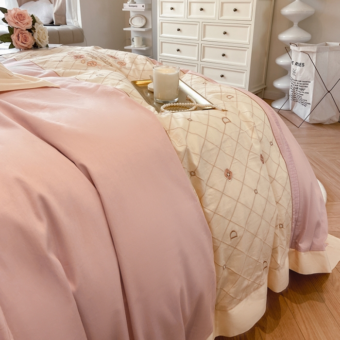 91家纺网 家纺一手货源 找家纺 绒世界绒世界 2025纯棉四季款春夏新品60s全棉刺绣绣花四件套 菲曼-香芋紫