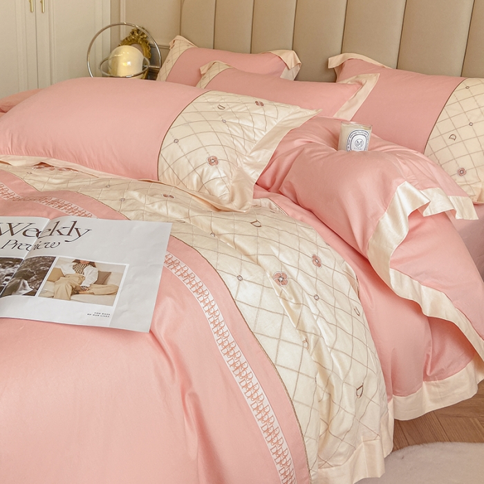 91家纺网 家纺一手货源 找家纺 绒世界绒世界 2025纯棉四季款春夏新品60s全棉刺绣绣花四件套 菲曼-樱花粉