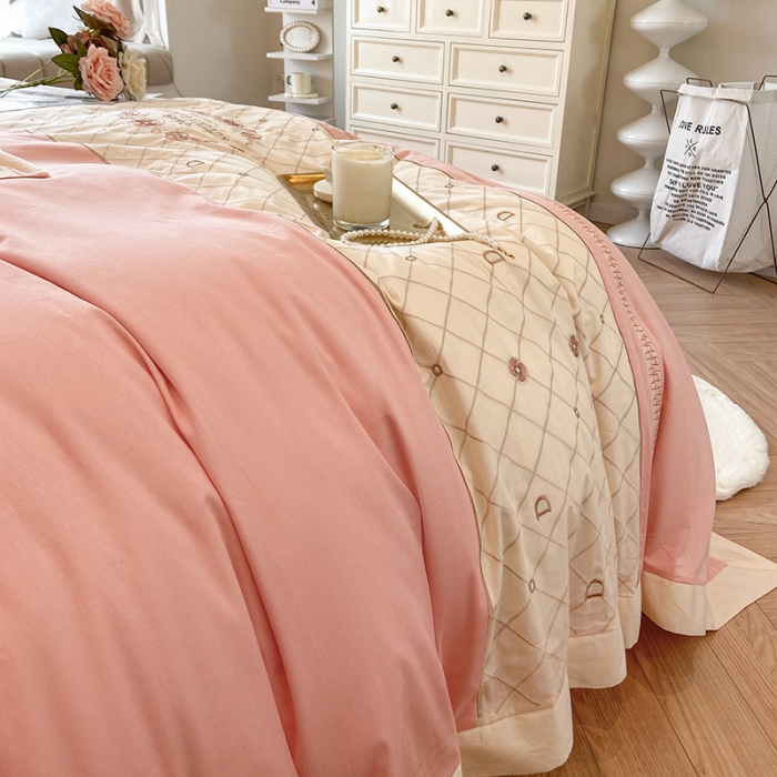 91家纺网 家纺一手货源 找家纺 绒世界绒世界 2025纯棉四季款春夏新品60s全棉刺绣绣花四件套 菲曼-樱花粉