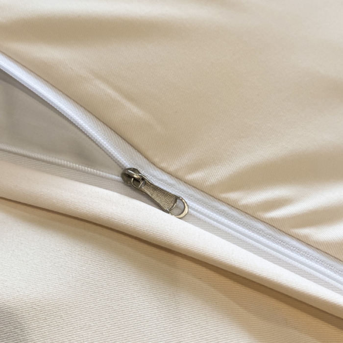 91家纺网 家纺一手货源 找家纺 绒世界 2024新款秋冬保暖锦绣棉简约绣花艾莎系列四件套 艾莎-米黄