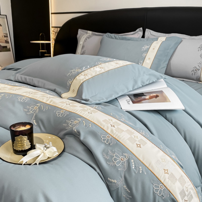 91家纺网 家纺一手货源 找家纺 绒世界 2024新款秋冬保暖锦绣棉简约绣花艾莎系列四件套 艾莎-青灰