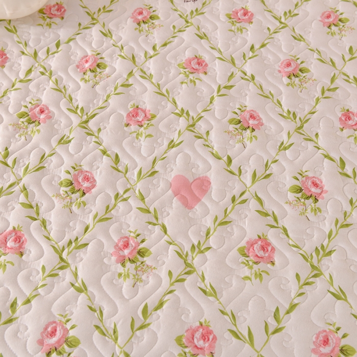 91家纺网 家纺一手货源 找家纺 （总）绒世界 2024新款水洗棉韩版夹棉床盖系列