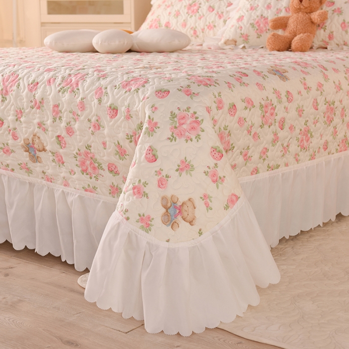 91家纺网 家纺一手货源 找家纺 绒世界 2024新款水洗棉韩版夹棉床盖系列 粉色嘟嘟熊