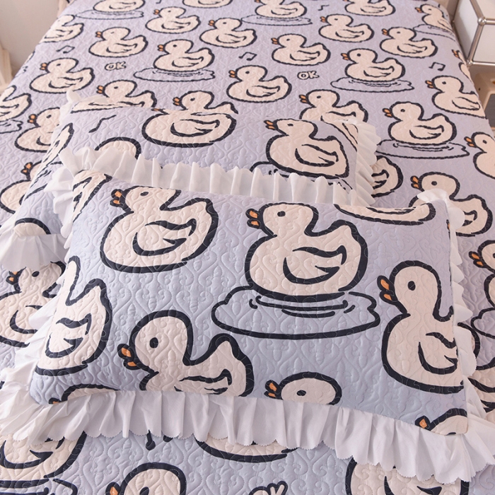 91家纺网 家纺一手货源 找家纺 绒世界 2024新款水洗棉韩版夹棉床盖系列 歌唱鸭