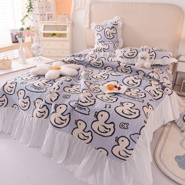 91家纺网 家纺一手货源 找家纺 绒世界 2024新款水洗棉韩版夹棉床盖系列 歌唱鸭