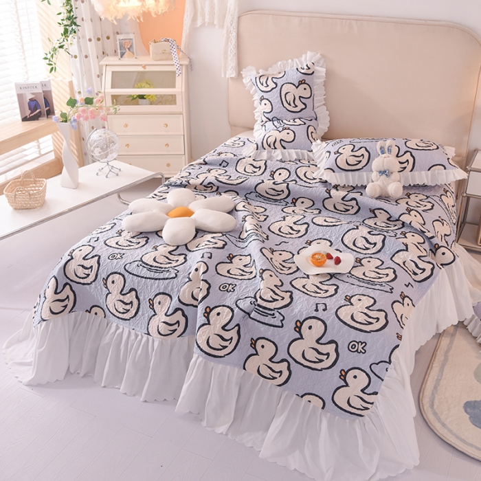 91家纺网 家纺一手货源 找家纺 绒世界 2024新款水洗棉韩版夹棉床盖系列 歌唱鸭