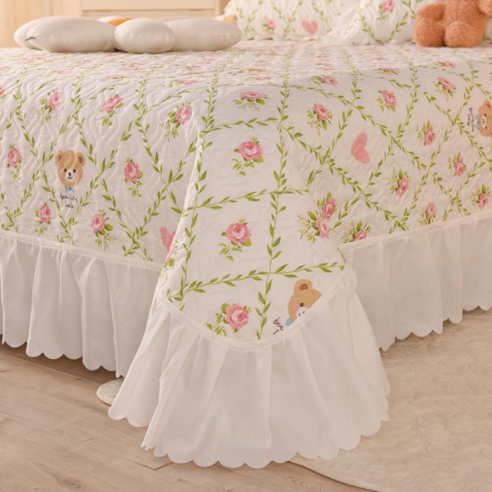 91家纺网 家纺一手货源 找家纺 绒世界 2024新款水洗棉韩版夹棉床盖系列 花叶熊