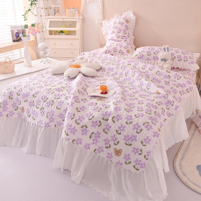 91家纺网 家纺一手货源 找家纺 绒世界 2024新款水洗棉韩版夹棉床盖系列 花园熊