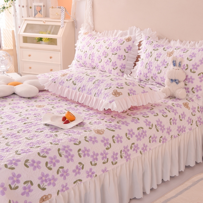 91家纺网 家纺一手货源 找家纺 绒世界 2024新款水洗棉韩版夹棉床盖系列 花园熊