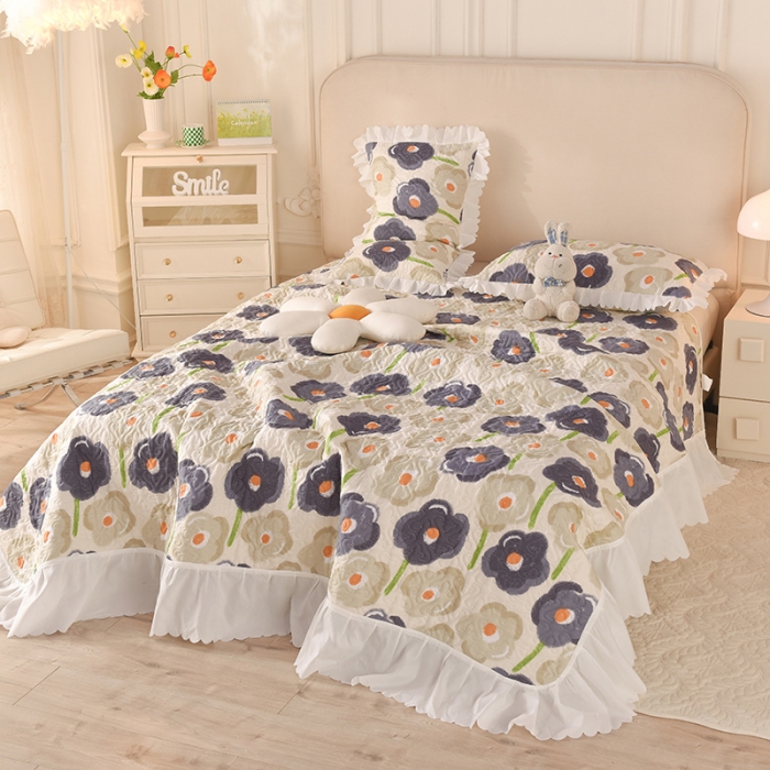 91家纺网 家纺一手货源 找家纺 绒世界 2024新款水洗棉韩版夹棉床盖系列 锦花缘