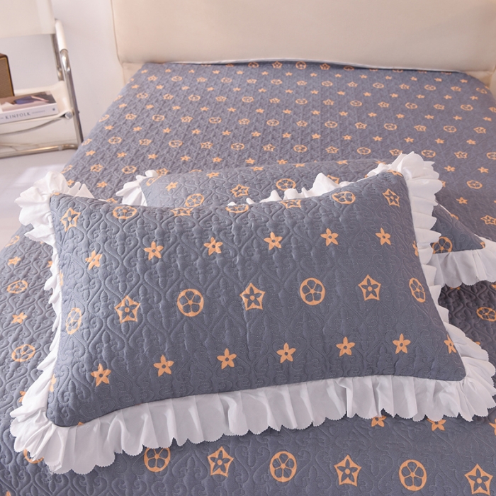 91家纺网 家纺一手货源 找家纺 绒世界 2024新款水洗棉韩版夹棉床盖系列 凯西