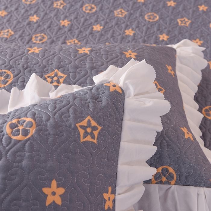 91家纺网 家纺一手货源 找家纺 绒世界 2024新款水洗棉韩版夹棉床盖系列 凯西