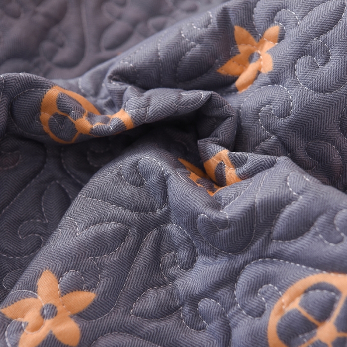 91家纺网 家纺一手货源 找家纺 绒世界 2024新款水洗棉韩版夹棉床盖系列 凯西