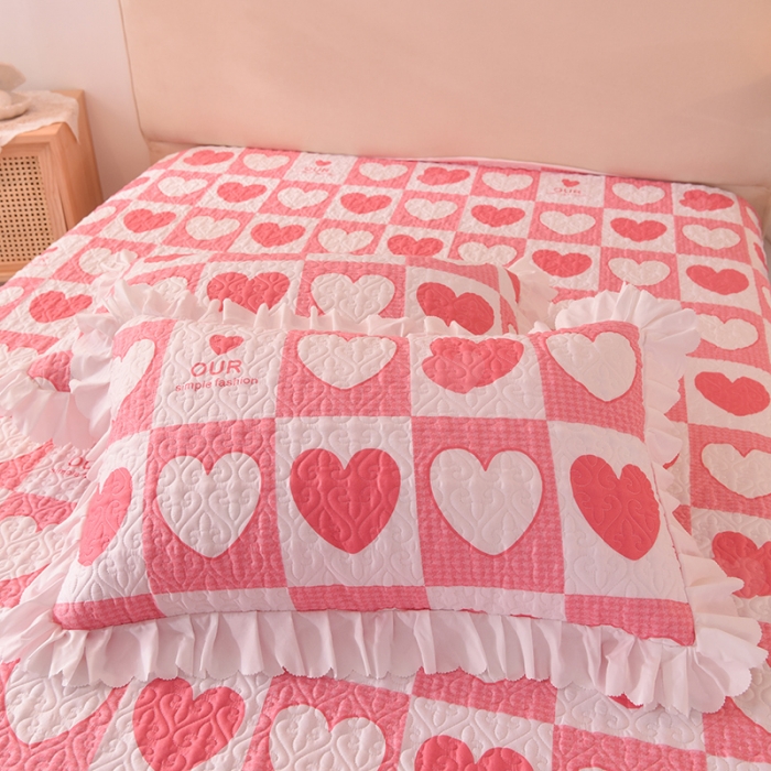 91家纺网 家纺一手货源 找家纺 绒世界 2024新款水洗棉韩版夹棉床盖系列 恋爱季节