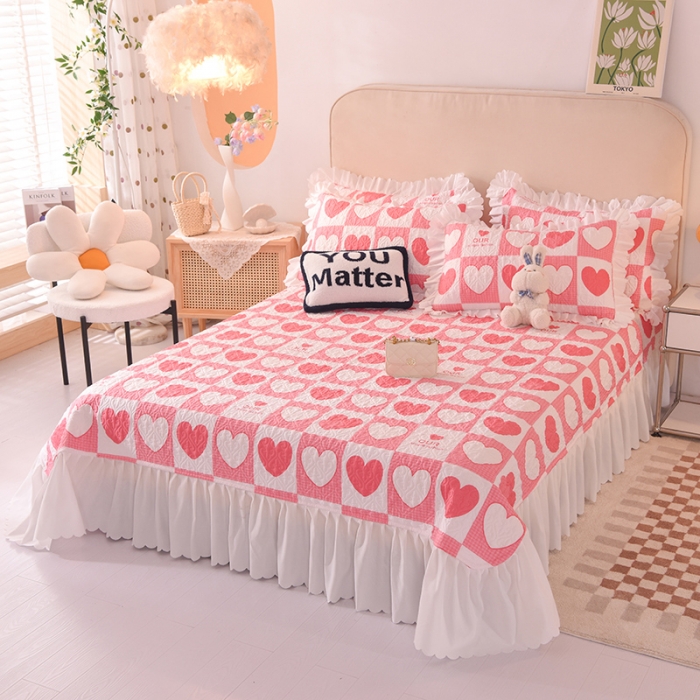 91家纺网 家纺一手货源 找家纺 绒世界 2024新款水洗棉韩版夹棉床盖系列 恋爱季节