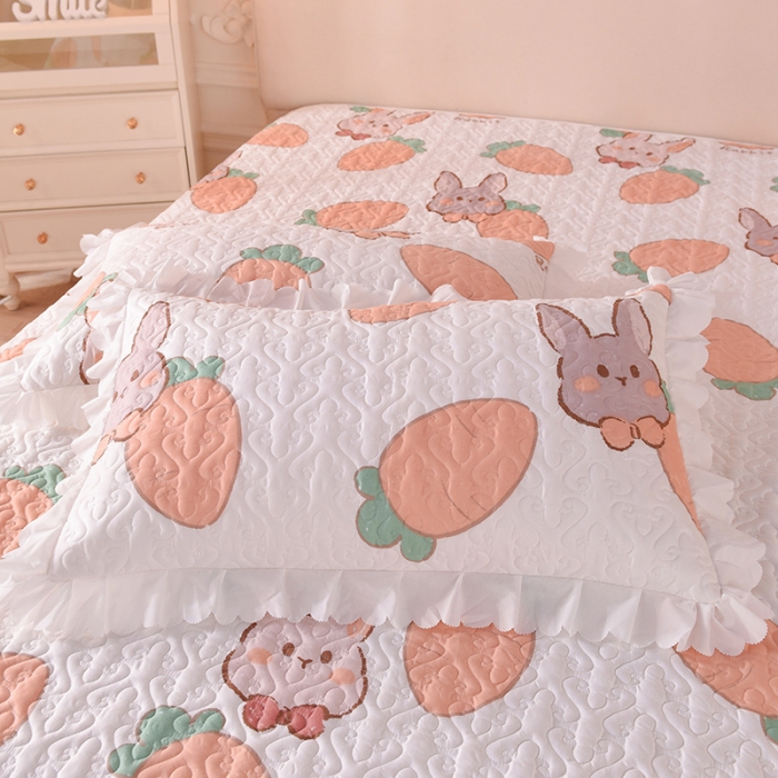 91家纺网 家纺一手货源 找家纺 绒世界 2024新款水洗棉韩版夹棉床盖系列 萝卜兔