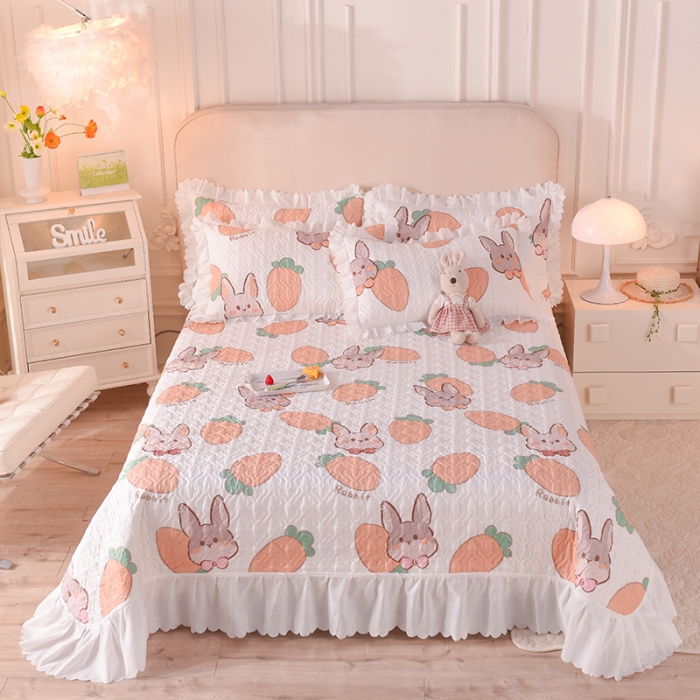 91家纺网 家纺一手货源 找家纺 绒世界 2024新款水洗棉韩版夹棉床盖系列 萝卜兔