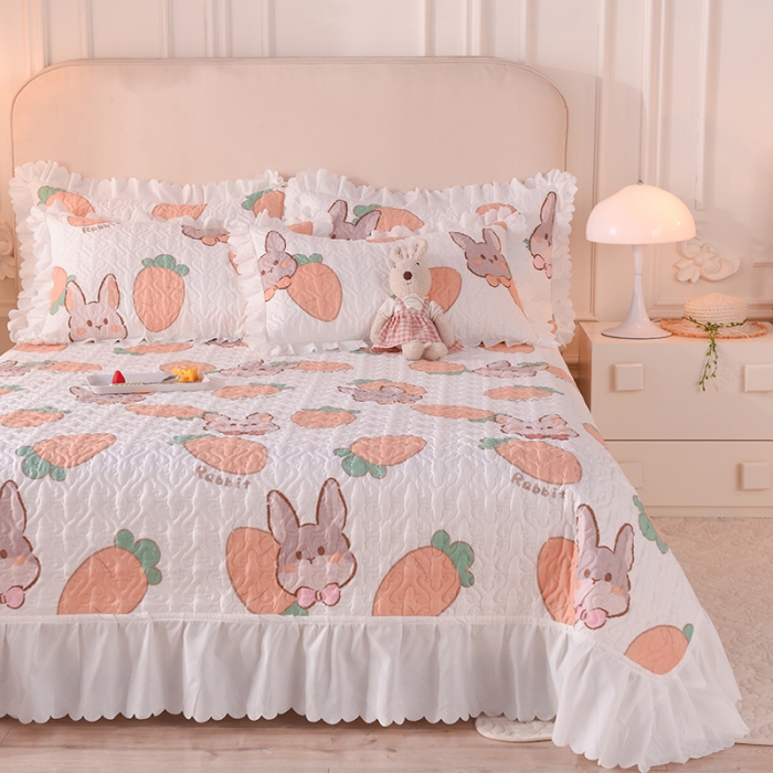 91家纺网 家纺一手货源 找家纺 绒世界 2024新款水洗棉韩版夹棉床盖系列 萝卜兔