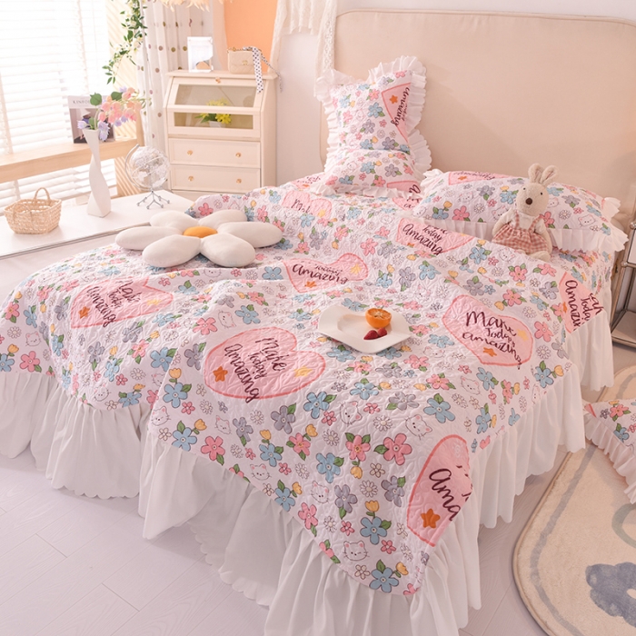 91家纺网 家纺一手货源 找家纺 绒世界 2024新款水洗棉韩版夹棉床盖系列 玫瑰猫咪