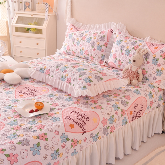 91家纺网 家纺一手货源 找家纺 绒世界 2024新款水洗棉韩版夹棉床盖系列 玫瑰猫咪