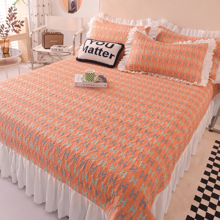 91家纺网 家纺一手货源 找家纺 绒世界 2024新款水洗棉韩版夹棉床盖系列 时空序曲