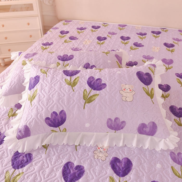 91家纺网 家纺一手货源 找家纺 绒世界 2024新款水洗棉韩版夹棉床盖系列 紫花依熊