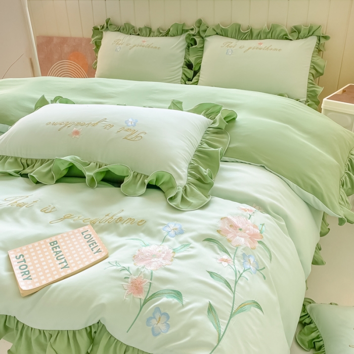 91家纺网 家纺一手货源 找家纺 富盛 2024新款水洗亲肤棉刺绣四件套公主风四件套-春暖花开 浅绿+深绿