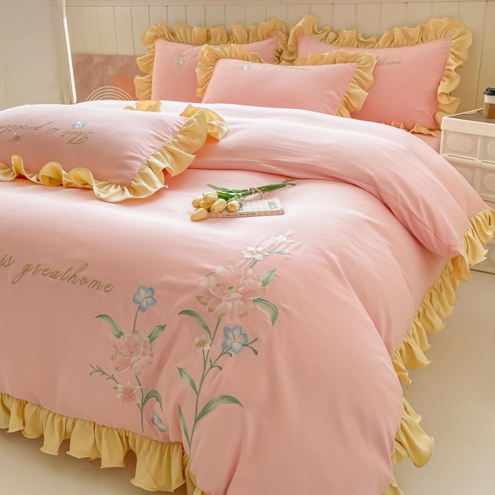91家纺网 家纺一手货源 找家纺 富盛 2024新款水洗亲肤棉刺绣四件套公主风四件套-春暖花开 粉玉