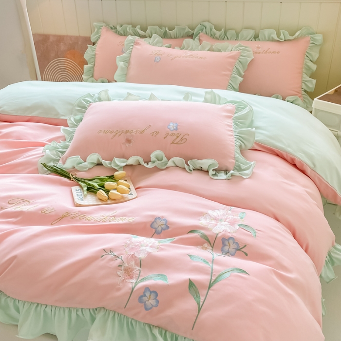 91家纺网 家纺一手货源 找家纺 富盛 2024新款水洗亲肤棉刺绣四件套公主风四件套-春暖花开 粉绿