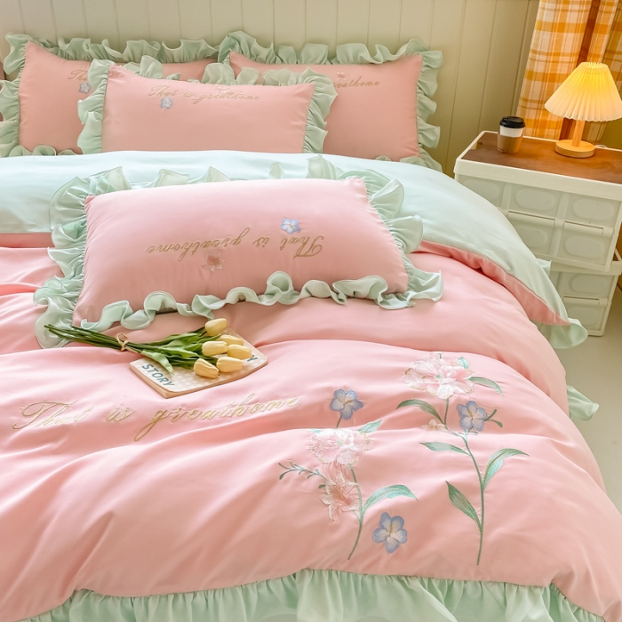 91家纺网 家纺一手货源 找家纺 富盛 2024新款水洗亲肤棉刺绣四件套公主风四件套-春暖花开 粉绿