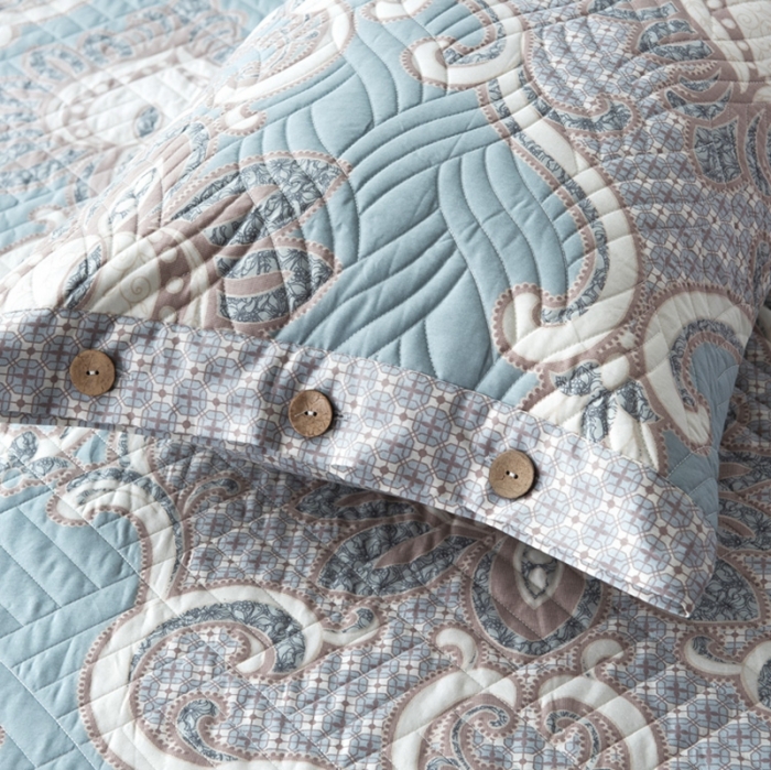 91家纺网 家纺一手货源 找家纺 优乐家纺 2023新款全棉夹棉款绗缝单枕套 雅乐之舞