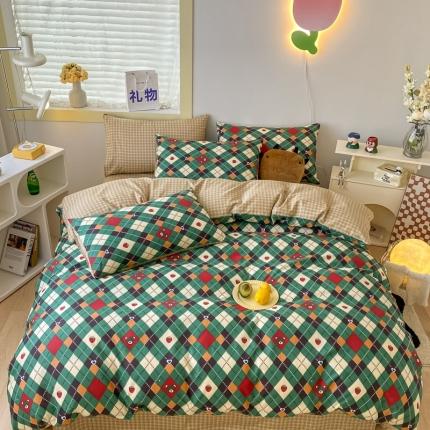 91家纺网 家纺一手货源 找家纺 金丝鸟家纺 2023新款舒适柔软双版全棉斜纹四季可用四件套 菱格爱心熊