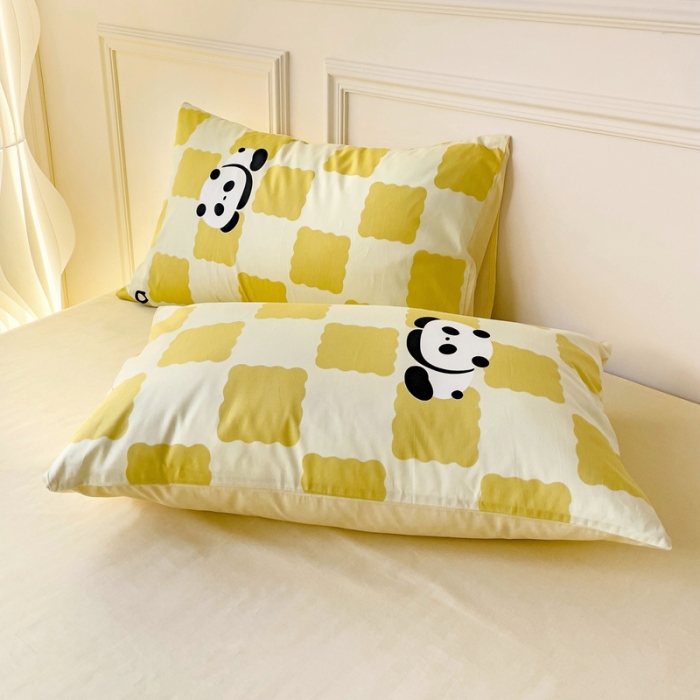 91家纺网 家纺一手货源 找家纺 金丝鸟家纺 2023新款舒适柔软双版全棉斜纹四季可用四件套 宝宝熊黄