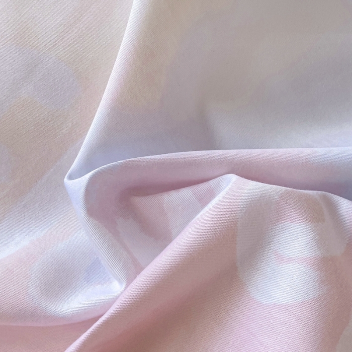 91家纺网 家纺一手货源 找家纺 金丝鸟家纺 2023新款舒适柔软双版全棉斜纹四季可用四件套 草莓物语