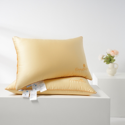 91家纺网 家纺一手货源 找家纺 玫丽丝枕芯 轻柔亲肤羽丝绒护颈枕头