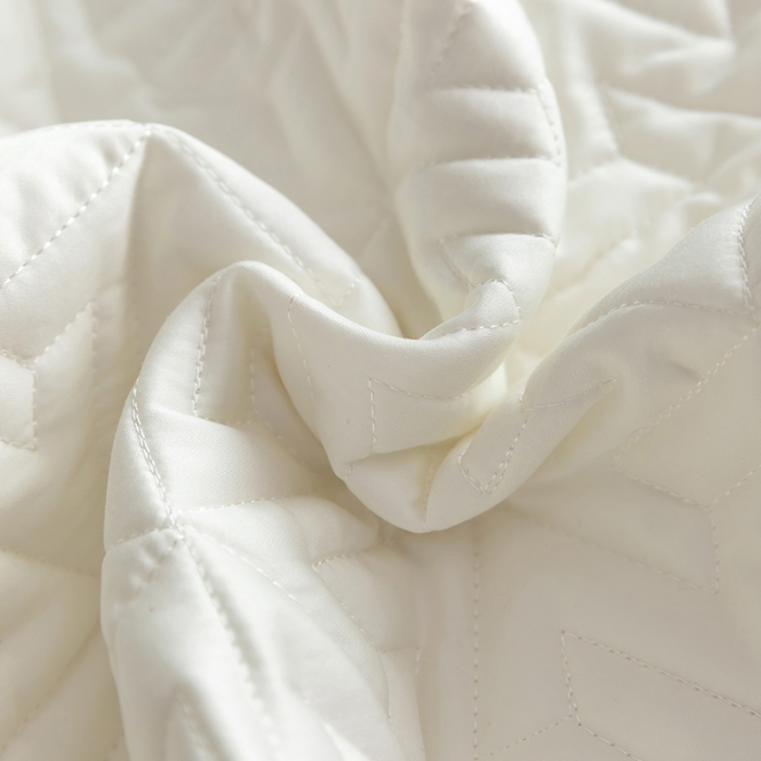 91家纺网 家纺一手货源 找家纺 小米笠 2023新款100支长绒棉夹棉抗菌床笠夹棉床笠四件套款纯色轻奢 米立方-白