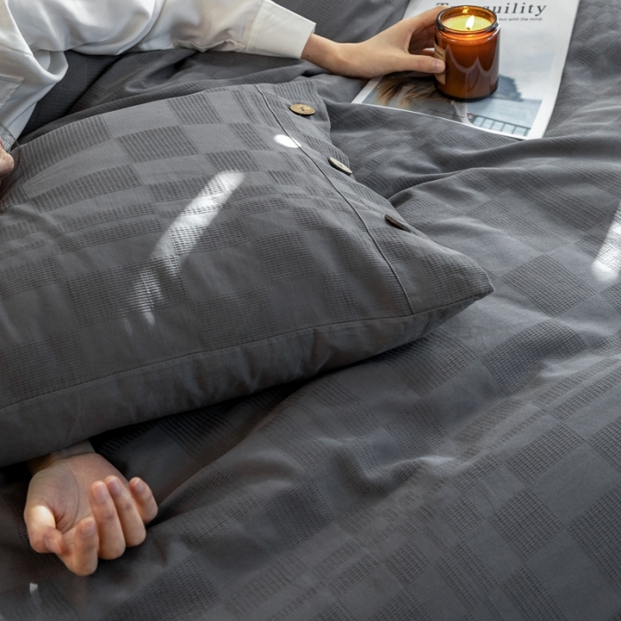 91家纺网 家纺一手货源 找家纺 棉邦 2023新款40支华夫格大提花纽扣款四件套 深灰