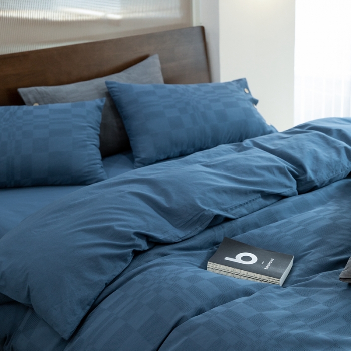 91家纺网 家纺一手货源 找家纺 棉邦 2023新款40支华夫格大提花纽扣款四件套 深蓝