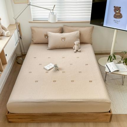 91家纺网 家纺一手货源 找家纺 漫调家纺 2023新款ins韩国小熊全棉单品套件系列单床笠 奶茶咖