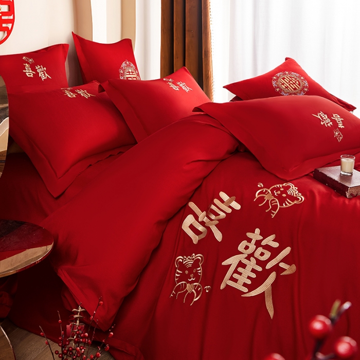 91家纺网 家纺一手货源 找家纺 2025新款亲肤棉刺绣绣花婚庆四件套 喜欢