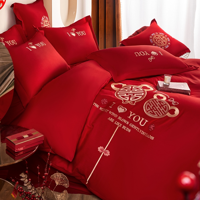 91家纺网 家纺一手货源 找家纺 2025新款亲肤棉刺绣绣花婚庆四件套 心中有你