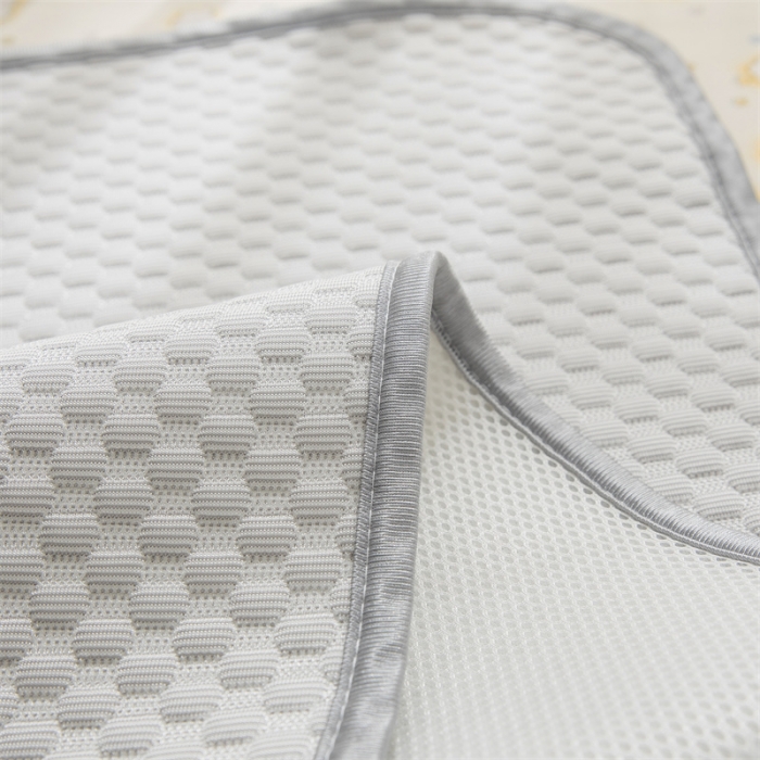 91家纺网 家纺一手货源 找家纺 宅部落 2023新款凉感豆豆儿童凉席 滑板熊-灰