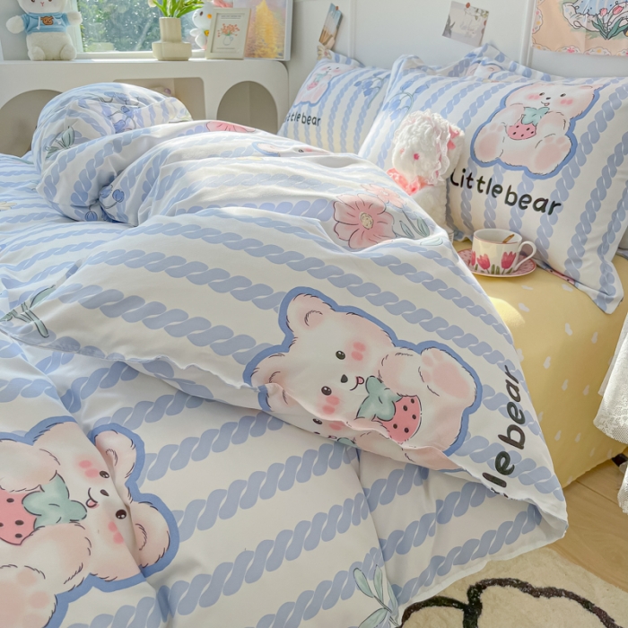 91家纺网 家纺一手货源 找家纺 花伞家居 2024直播网销斜纹加厚磨毛印花植物羊绒四件套 花丛小熊