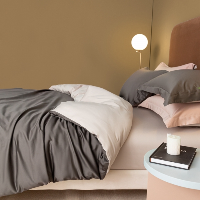 91家纺网 家纺一手货源 找家纺 秀色50支贡缎新疆长绒棉全棉纯棉酒店轻奢纯色被套床上四件套帝王灰+粉末白