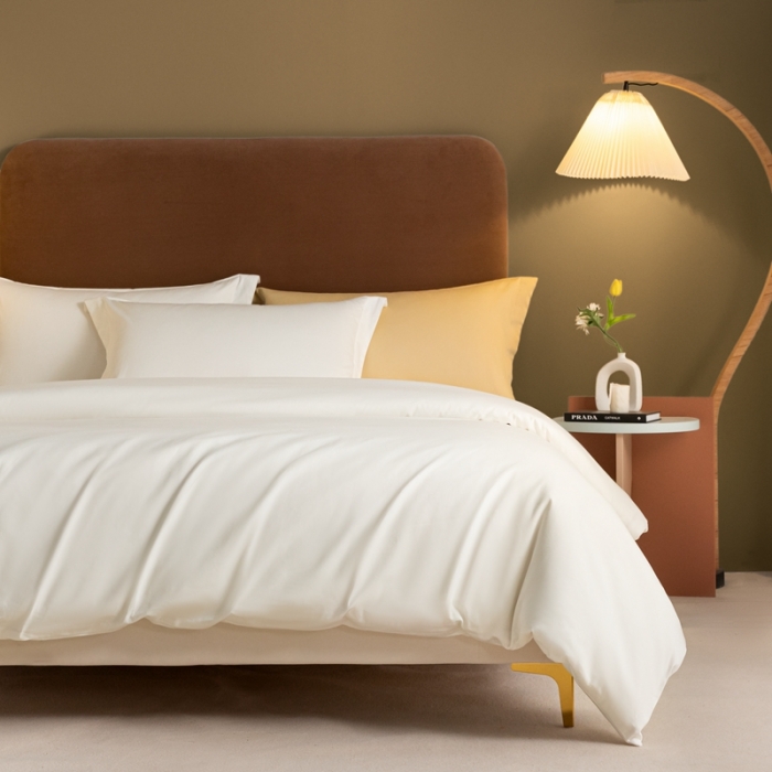 91家纺网 家纺一手货源 找家纺 秀色 50支贡缎新疆长绒棉全棉纯棉酒店轻奢纯色被套床上四件套 皓月白