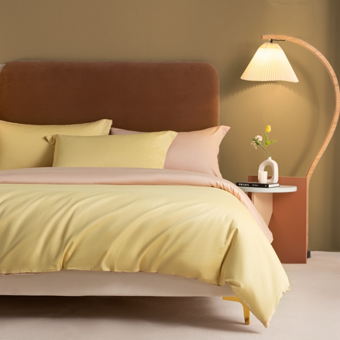 91家纺网 家纺一手货源 找家纺 秀色50支贡缎新疆长绒棉全棉纯棉酒店轻奢纯色被套床上四件套奶茶米+泡芙粉