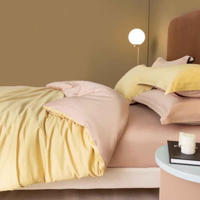 91家纺网 家纺一手货源 找家纺 秀色50支贡缎新疆长绒棉全棉纯棉酒店轻奢纯色被套床上四件套奶茶米+泡芙粉